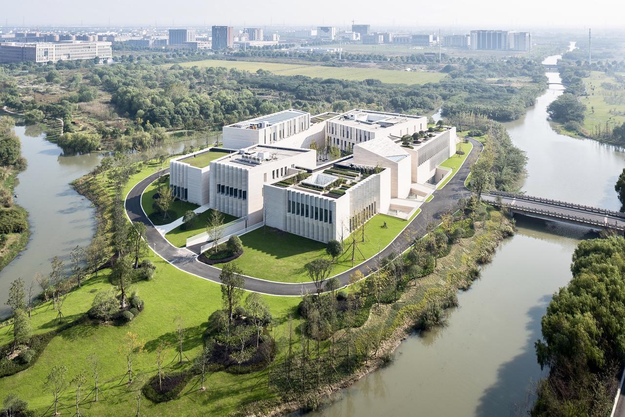 Jiaxing Goliah Hotel Exterior photo
